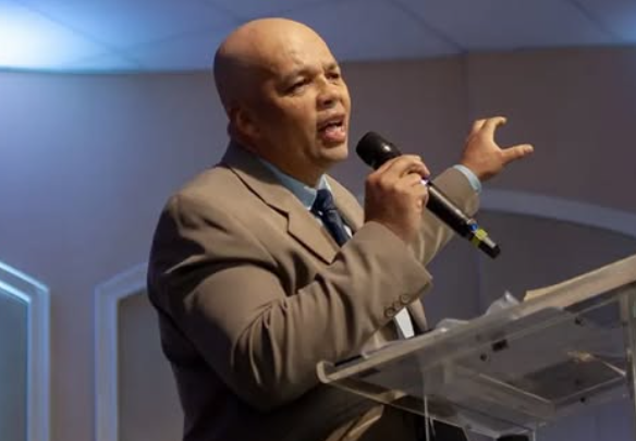 Pastor Anderson Fernandes